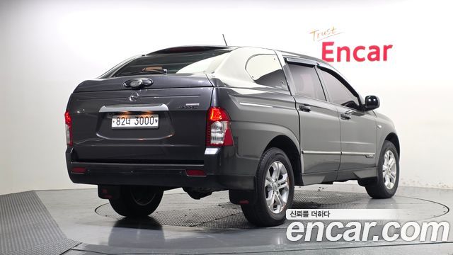 KG Mobility KORANDO 2013 — photo 2