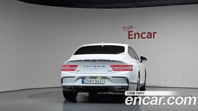 Genesis G80 2023 — photo 4