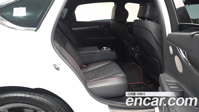 Genesis G80 2023 — photo 17