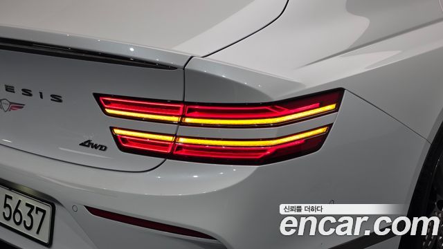Genesis G80 2023 — photo 9