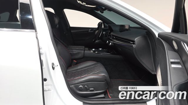Genesis G80 2023 — photo 16