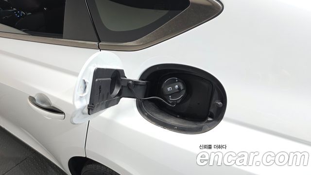 Genesis G80 2023 — photo 41