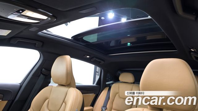 Volvo S90 2023 — photo 25