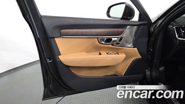 Volvo S90 2023 — photo 14