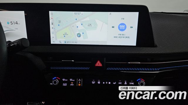 Kia EV6 2022 — photo 18