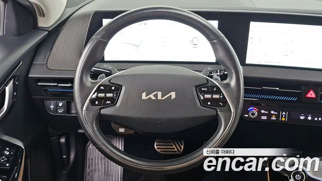 Kia EV6 2022 — photo 19