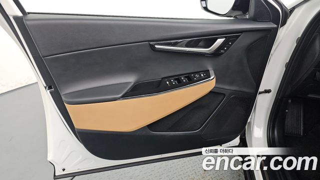 Kia EV6 2022 — photo 14
