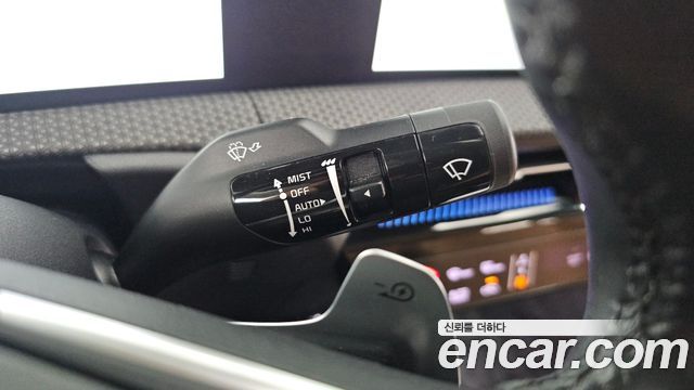 Kia EV6 2022 — photo 28