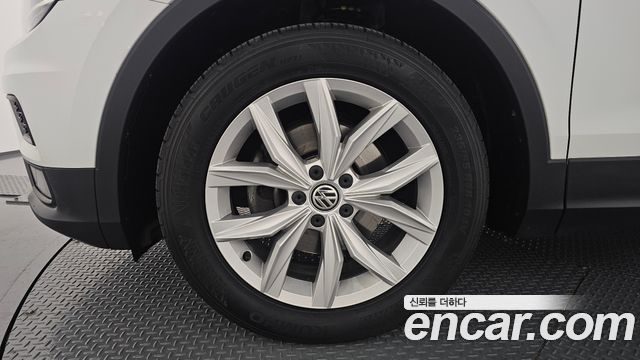 Volkswagen Tiguan 2020 — photo 5
