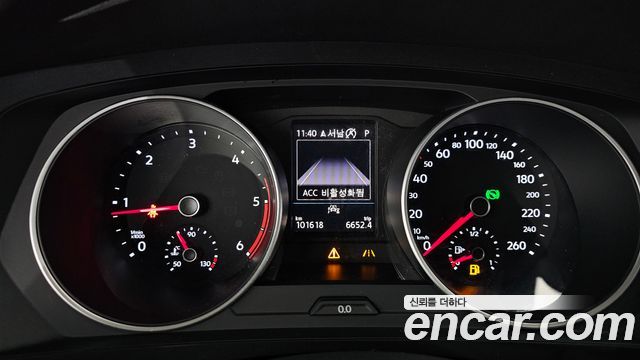 Volkswagen Tiguan 2020 — photo 11