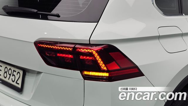 Volkswagen Tiguan 2020 — photo 9