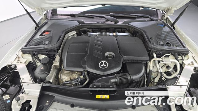 Mercedes-Benz E-Class 2019 — photo 6