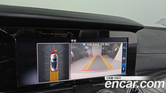 Mercedes-Benz E-Class 2019 — photo 14