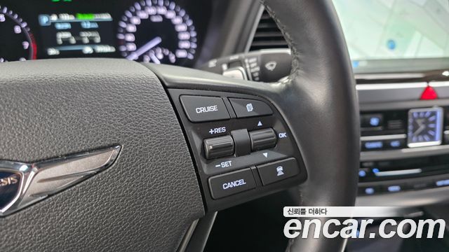 Genesis G80 2018 — photo 31