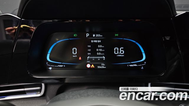 Hyundai AVANTE 2024 — photo 11