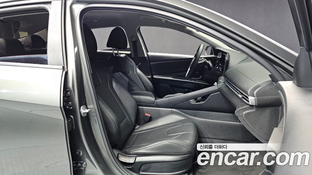 Hyundai AVANTE 2024 — photo 18