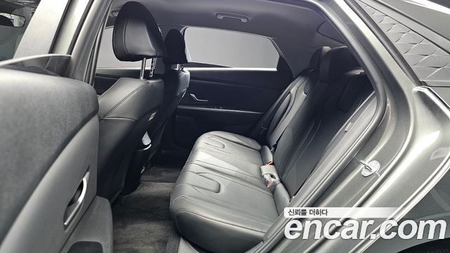 Hyundai AVANTE 2024 — photo 16
