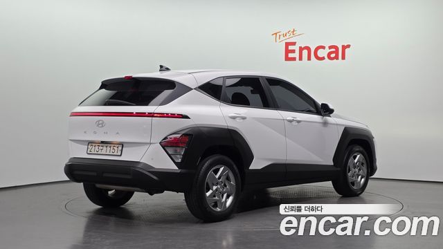 Hyundai Kona 2023 — photo 2
