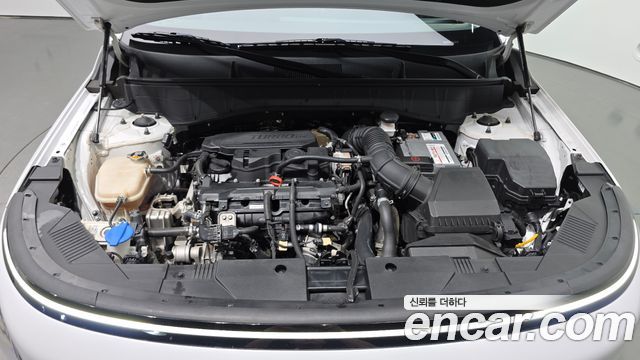Hyundai Kona 2023 — photo 6