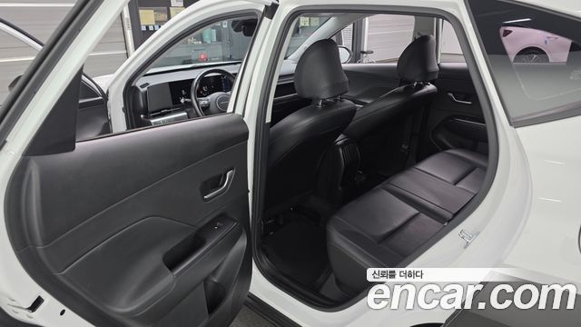 Hyundai Kona 2023 — photo 11