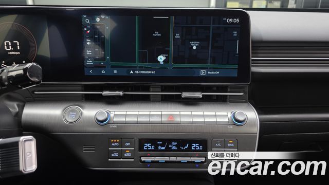 Hyundai Kona 2023 — photo 20
