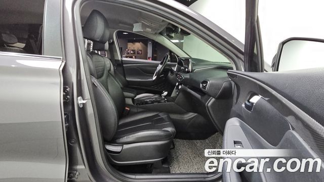 Hyundai Santafe 2019 — photo 12