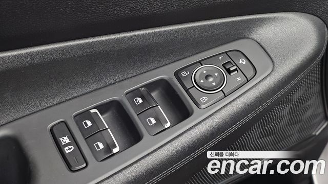 Hyundai Santafe 2019 — photo 13