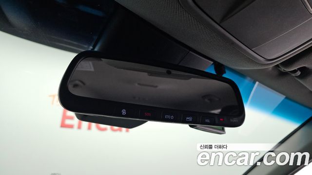 Hyundai Santafe 2019 — photo 18