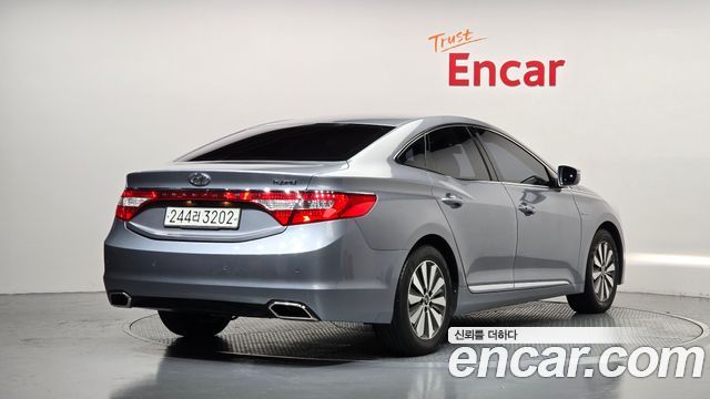 Hyundai Grandeur 2016 — photo 2
