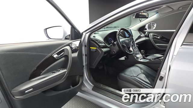 Hyundai Grandeur 2016 — photo 10