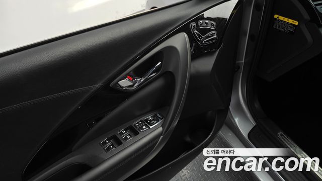 Hyundai Grandeur 2016 — photo 17