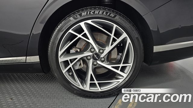 Genesis G90 2022 — photo 7