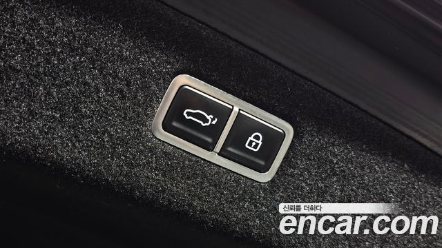 Genesis G90 2022 — photo 31