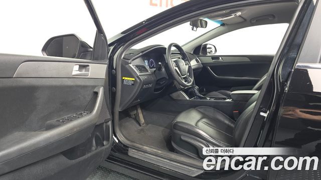 Hyundai Sonata 2015 — photo 13