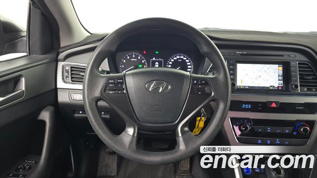 Hyundai Sonata 2015 — photo 19