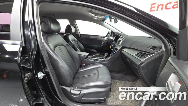 Hyundai Sonata 2015 — photo 16