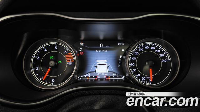 Jeep Cherokee 2020 — photo 11
