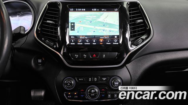 Jeep Cherokee 2020 — photo 19