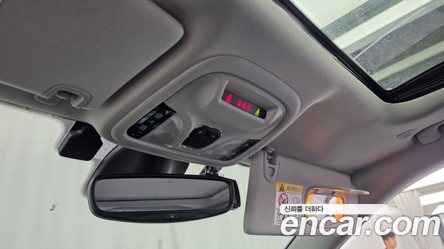 Jeep Cherokee 2020 — photo 31