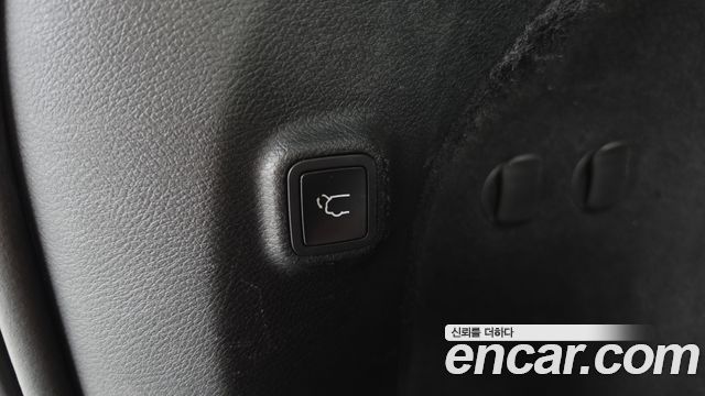 Jeep Cherokee 2020 — photo 34