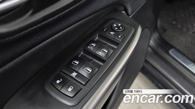 Jeep Cherokee 2020 — photo 35