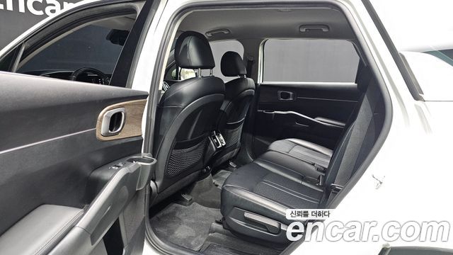 Kia Sorento 2021 — photo 18