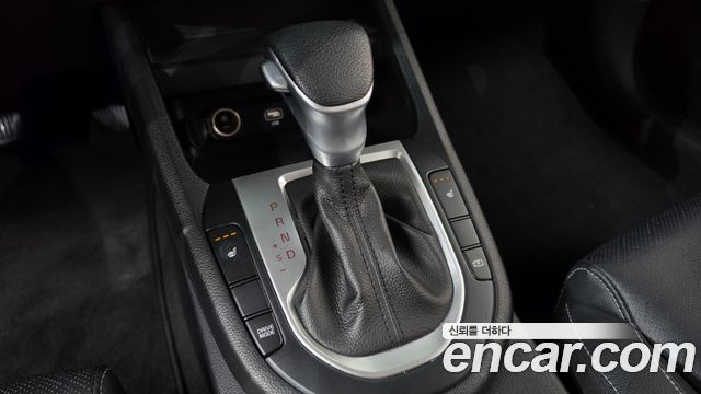 Kia K3 2022 — photo 9