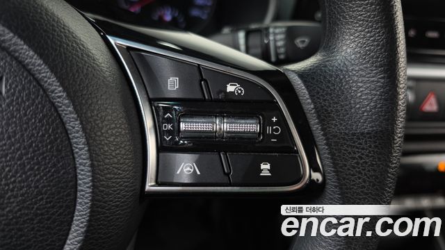 Kia K3 2022 — photo 18
