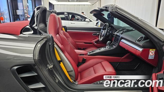 Porsche 718 2017 — photo 11