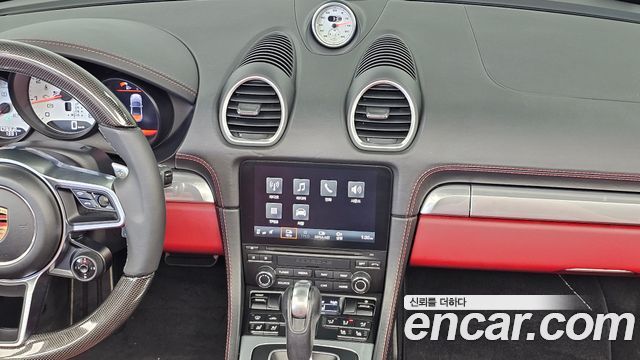 Porsche 718 2017 — photo 14