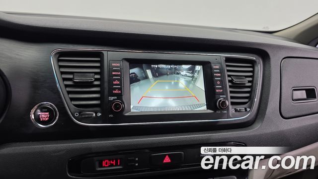 Kia Canival 2019 — photo 21