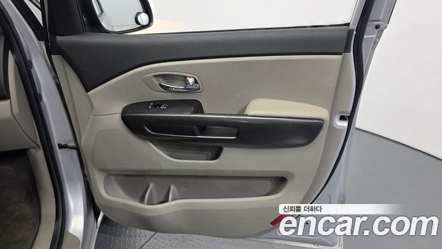 Kia Canival 2019 — photo 15