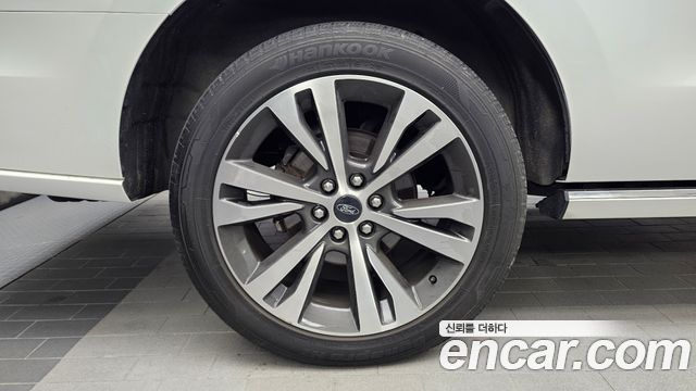 Ford Expedition 2021 — photo 5