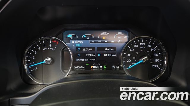 Ford Expedition 2021 — photo 11